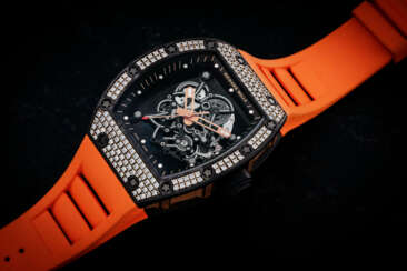 RICHARD MILLE, RM055 RG-CA TPT ‘BUBBA WATSON’, AN ATTRACTIVE GOLD, CARBON-COMPOSITE AND DIAMOND-SET WRISTWATCH