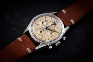 UNIVERSAL GENEVE, TRICOMPAX, AN ATTRACTIVE STEEL TRIPLE CALENDAR CHRONOGRAPH WITH MOONPHASE