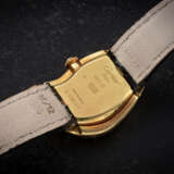 CARTIER, CRASH, A RARE LIMITED EDITION ASYMMETRIC GOLD WRISTWATCH - фото 2