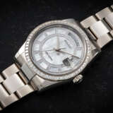 ROLEX, DAY-DATE REF. 118399BR, A GOLD AND DIAMOND-SET AUTOMATIC WRISTWATCH WITH MOTHER OF PEARL AND DIAMOND-SET DIAL - фото 1