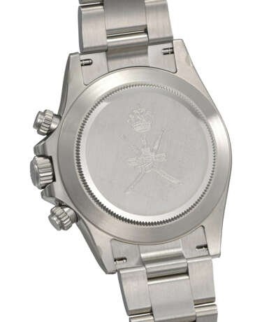 ROLEX. A VERY RARE STAINLESS STEEL AUTOMATIC CHRONOGRAPH WRISTWATCH WITH BRACELET, MADE FOR THE SULTANATE OF OMAN - Foto 4