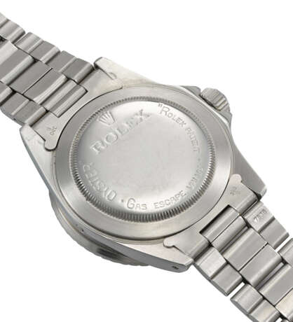 ROLEX. A RARE STAINLESS STEEL AUTOMATIC WRISTWATCH WITH SWEEP CENTRE SECONDS, GAS ESCAPE VALVE, DATE AND BRACELET - photo 3