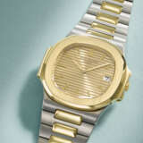 PATEK PHILIPPE. A VERY RARE AND ELEGANT 18K GOLD AND STAINLESS STEEL AUTOMATIC WRISTWATCH WITH DATE AND BRACELET - Foto 2