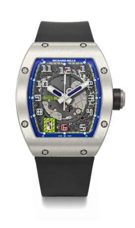 RICHARD MILLE. AN EXTREMELY RARE PLATINUM LIMITED EDITION AUTOMATIC SKELETONIZED WRISTWATCH WITH SWEEP CENTRE SECONDS AND DATE - Foto 1