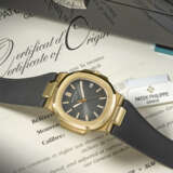 PATEK PHILIPPE. A RARE AND COVETED 18K PINK GOLD AUTOMATIC WRISTWATCH WITH SWEEP CENTRE SECONDS AND DATE - Foto 3