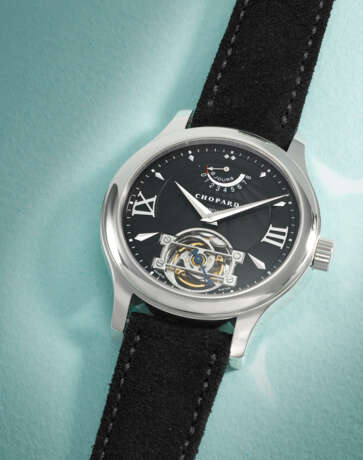 CHOPARD. A VERY RARE AND ELEGANT PLATINUM LIMITED EDITION TOURBILLON WRISTWATCH WITH 8 DAY POWER RESERVE - Foto 2