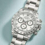 ROLEX. A `NEW OLD STOCK` STAINLESS STEEL AUTOMATIC CHRONOGRAPH WRISTWATCH WITH BRACELET - photo 2