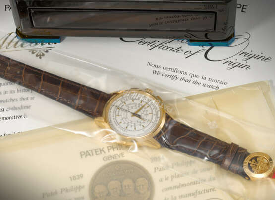 PATEK PHILIPPE. A RARE 18K GOLD LIMITED EDITION AUTOMATIC MULTI-SCALE CHRONOGRAPH WRISTWATCH, MADE TO COMMEMORATE THE 175TH ANNIVERSARY OF PATEK PHILIPPE IN 2014 - photo 3
