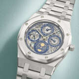 AUDEMARS PIGUET. A RARE PLATINUM AUTOMATIC SKELETONIZED PERPETUAL CALENDAR WRISTWATCH WITH MOON PHASES AND BRACELET - фото 2
