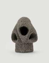 Ulrich Beier (Flensburg 1928 - Reinbek 1981). Kleiner Tuff-Kopf.