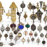 Uhrenschlüssel: umfangreiche Sammlung früher Taschenuhrenschlüssel, ca. 1750-1850 - Foto 1