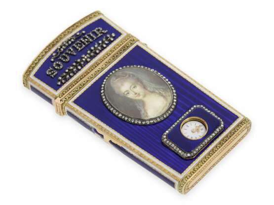 Etui/Carnet du Bal: extrem rares "CARNET DE BAL" mit eingebauter Uhr, Gold/Emaille mit Diamantbesatz "Souvenir D'Amitie", Frankreich um 1830, Provenance: Fondation Napoléon - фото 3
