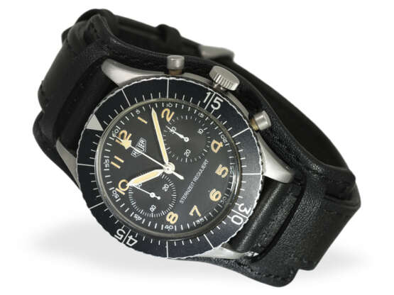 Armbanduhr: nahezu neuwertiger Heuer Bundeswehr-Chronograph Sternzeit Ref. 1551SGSZ, ca. 1968 - Foto 1