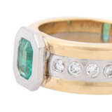 Unique ring with emerald ca. 1,2 ct and 8 diamonds together ca. 0,5 ct, - фото 4