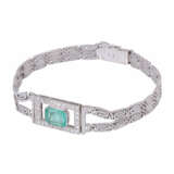 Bracelet with emerald ca. 2 ct and diamonds add. ca. 0,5 ct, - фото 3