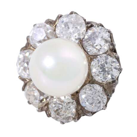 Pair of stud earrings with pearls and old cut diamonds - photo 5