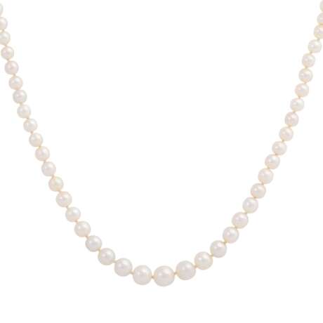 Delicate acoya pearl necklace, - photo 2