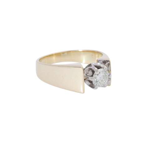 Ring with diamond ca. 0,7 ct, - photo 1