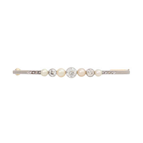 Bar pin with 3 old cut diamonds together ca. 0,74 ct, - фото 1