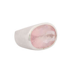 Ring with faceted rose quartz