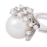 Ring with South Sea pearl and diamonds together ca. 0,5 ct, - фото 4