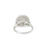 Rosette ring with diamonds total approx. 1.8 ct, - photo 4