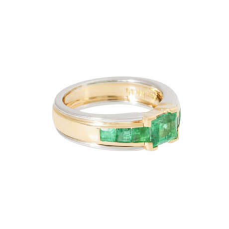 JACOBI ring with fine emerald carrés total approx. 1.6 ct, - photo 1