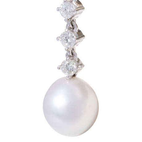 Pair of earrings with pearls and diamonds - photo 7