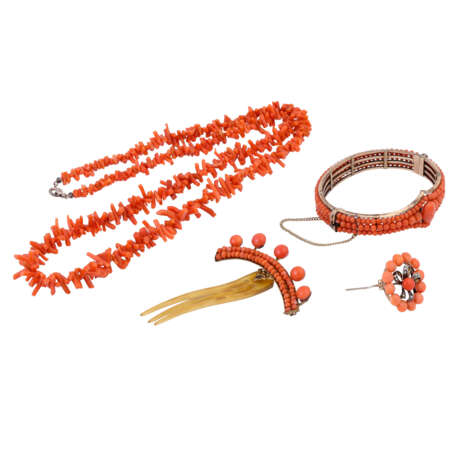 Jewelry set of 4 pieces with corals, - photo 1