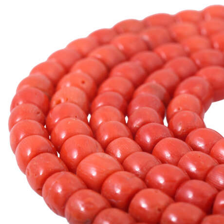 Coral necklace 5 rows - photo 5