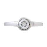 Solitaire ring with diamond of approx. 0.5 ct, - фото 2