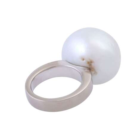 JACOBI ring with exceptionally large South Sea pearl, - Foto 3