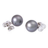 Earrings with diamonds total ca. 1,5 ct and removable Tahitian pearls, - фото 3