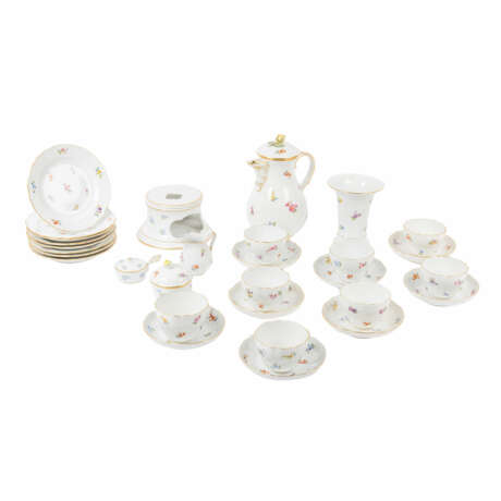 MEISSEN, Coffee service for 8 persons "Streublume" 1860-1924 - photo 1