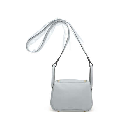 A BLEU PALE CL&#201;MENCE LEATHER MINI LINDY 19 WITH GOLD HARDWARE - photo 3