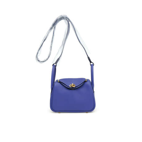 A BLEU ROYAL CL&#201;MENCE LEATHER MINI LINDY 19 WITH GOLD HARDWARE - фото 1