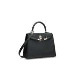 A BLACK EPSOM LEATHER SELLIER KELLY 25 WITH PALLADIUM HARDWARE - фото 2