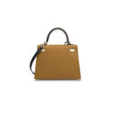 A LIMITED EDITION GOLD, NATA & BLACK EPSOM LEATHER TRICOLOR SELLIER KELLY 25 WITH PALLADIUM HARDWARE - photo 3