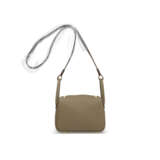 AN &#201;TOUPE CL&#201;MENCE LEATHER MINI LINDY 19 WITH GOLD HARDWARE - photo 3