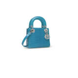 A SHINY TURQUOISE ALLIGATOR MINI LADY DIOR WITH SILVER & CRYSTAL HARDWARE - Foto 2