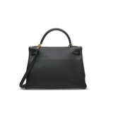 A BLACK TOGO LEATHER RETOURN&#201; KELLY 32 WITH GOLD HARDWARE - Foto 3