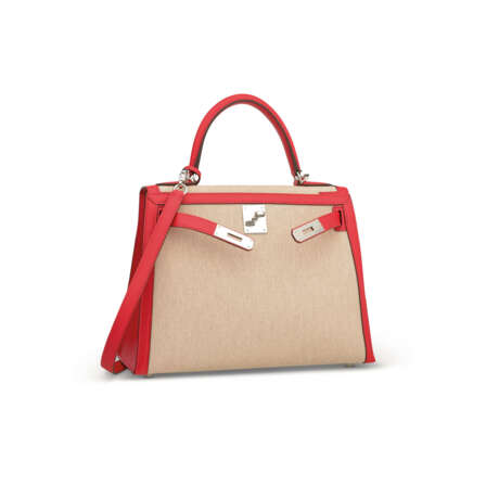 A LIMITED EDITION ROUGE DE COEUR SWIFT LEATHER & &#201;CRU TOILE H SELLIER KELLY 28 WITH PALLADIUM HARDWARE - photo 2