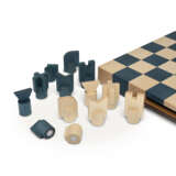 A BLEU INDIGO MAPLE WOOD HORSECUT CHESS SET - фото 4