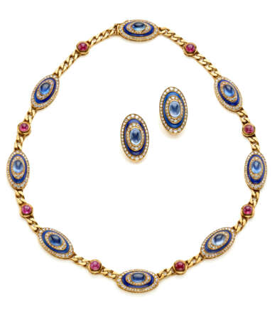 BULGARI
Diamond, lapis lazuli and c… - Foto 4