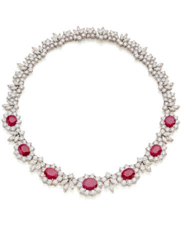 Oval ruby, round and navette diamon… - photo 1