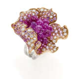 Round diamond and pink sapphire flo… - Foto 1