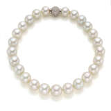 Graduated pearl necklace accented w… - Foto 1