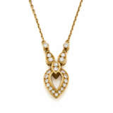CARTIER
Yellow gold chain accented … - photo 1