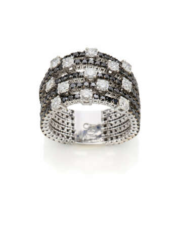 CRIVELLI
Black and colourless diamo… - photo 1