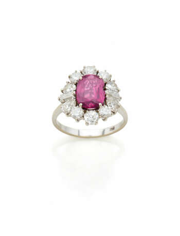 Oval ct. 1.95 circa ruby, round and… - photo 1